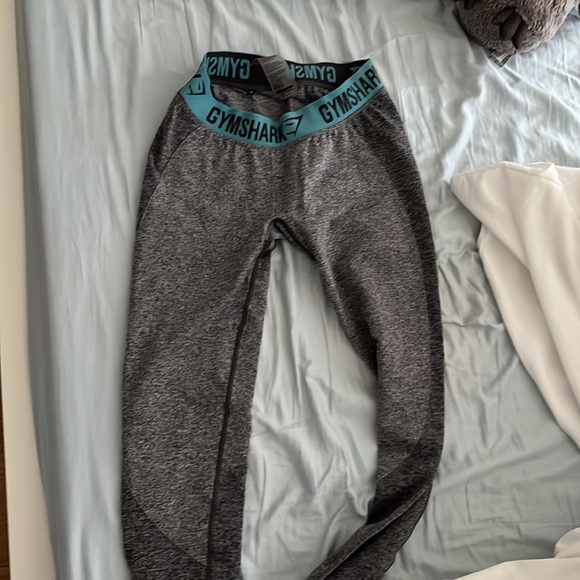 GYMSHARK LEGGINGS - Picture 2 of 2